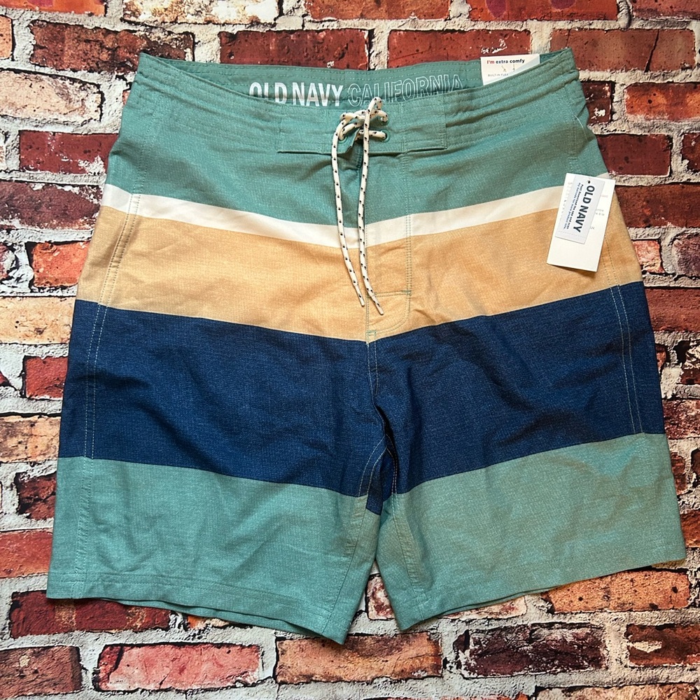 Old Navy Men's Blue Striped Board Shorts Size 32